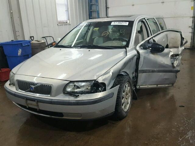 YV1SW61T632317836 - 2003 VOLVO V70 TAN photo 2