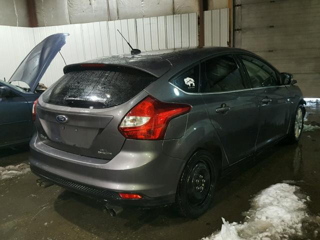 1FAHP3M21CL436425 - 2012 FORD FOCUS SEL GRAY photo 4