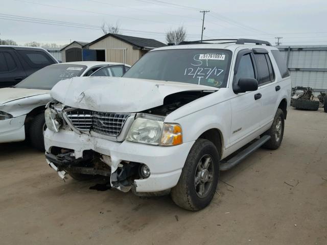 1FMZU73K65UB31513 - 2005 FORD EXPLORER X WHITE photo 2