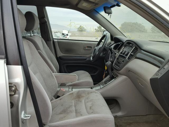 JTEGD21A920037942 - 2002 TOYOTA HIGHLANDER SILVER photo 5