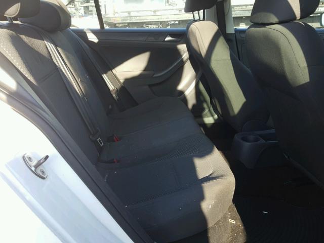 3VW2K7AJ7CM384442 - 2012 VOLKSWAGEN JETTA BASE თეთრი ფოტო 6