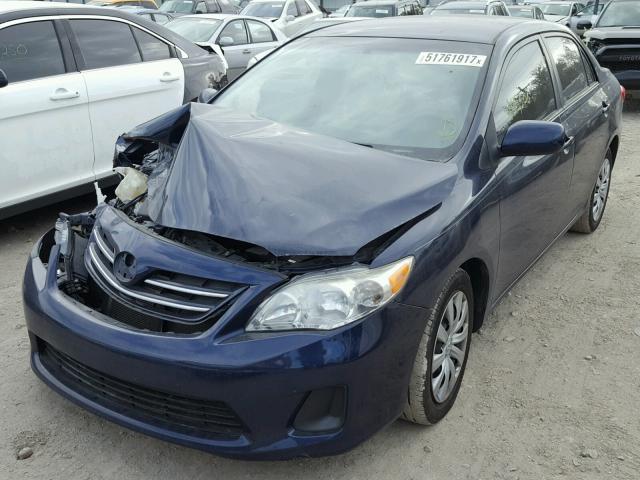 2T1BU4EE5DC995525 - 2013 TOYOTA COROLLA BA BLUE photo 2