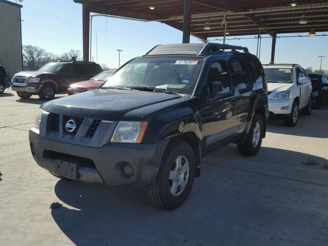 5N1AN08U75C620410 - 2005 NISSAN XTERRA OFF BLACK photo 2