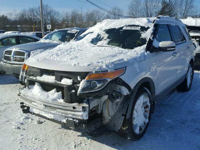 1FM5K8F89DGB10971 - 2013 FORD EXPLORER L WHITE photo 2