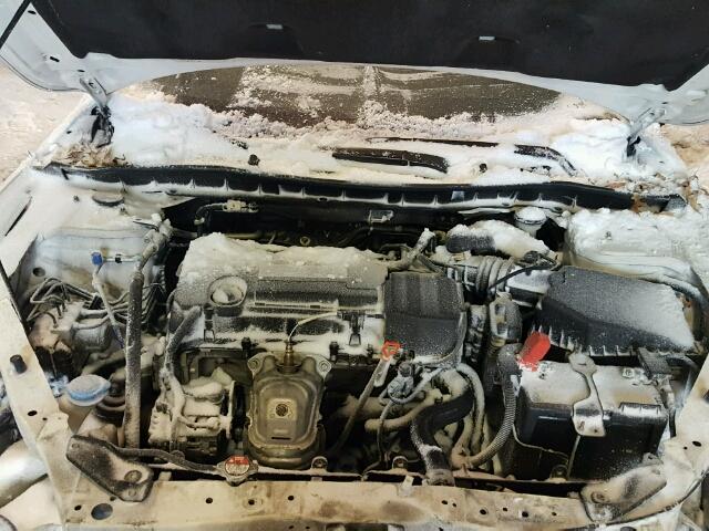 1HGCR2F3XEA075064 - 2014 HONDA ACCORD LX WHITE photo 7