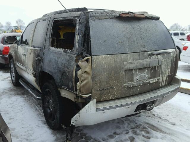 1GKFK63868J198845 - 2008 GMC YUKON DENA WHITE photo 3