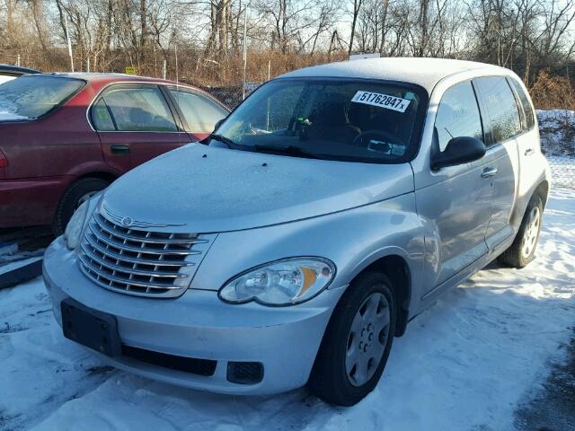 3A4FY58B47T540013 - 2007 CHRYSLER PT CRUISER SILVER photo 2