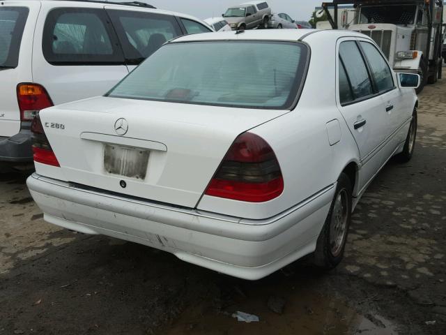 WDBHA29G9YA815832 - 2000 MERCEDES-BENZ C 280 WHITE photo 4