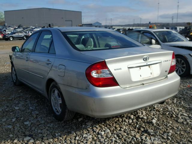 4T1BF32K12U536020 - 2002 TOYOTA CAMRY LE SILVER photo 3