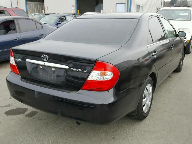 4T1BE32K23U210747 - 2003 TOYOTA CAMRY LE შავი ფოტო 4