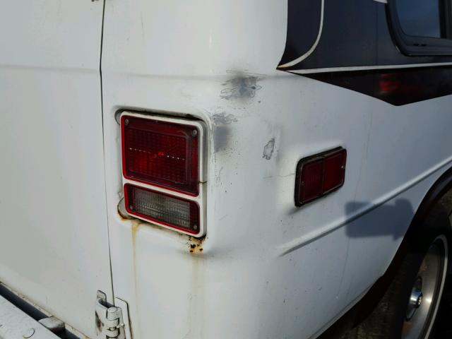 CGL2584144553 - 1978 CHEVROLET VAN WHITE photo 9