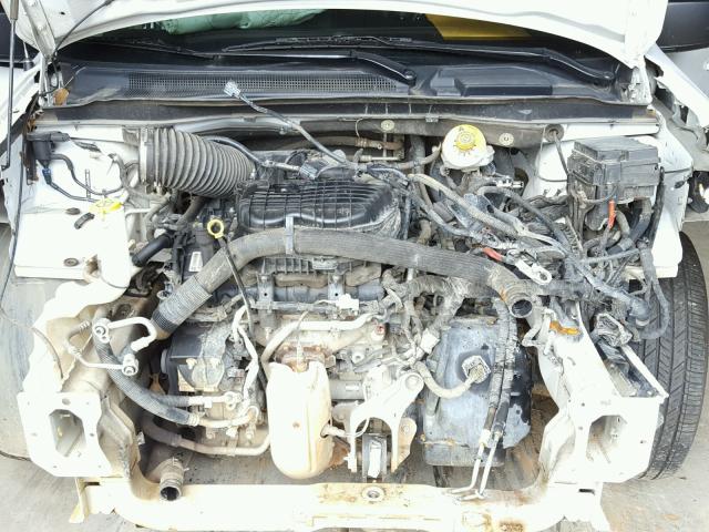 2C4RDGBG4FR682006 - 2015 DODGE GRAND CARA WHITE photo 7