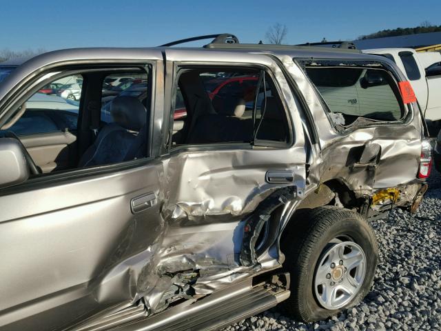 JT3GN86R120237687 - 2002 TOYOTA 4RUNNER SR SILVER photo 10