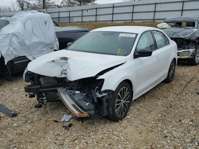 3VWD17AJ3GM404977 - 2016 VOLKSWAGEN JETTA SPOR WHITE photo 1