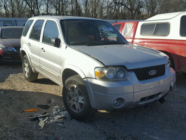 1FMYU04125KA26147 - 2005 FORD ESCAPE LIM SILVER photo 1