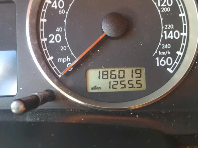 WVWYH63B42E378436 - 2002 VOLKSWAGEN PASSAT GLX PURPLE photo 8