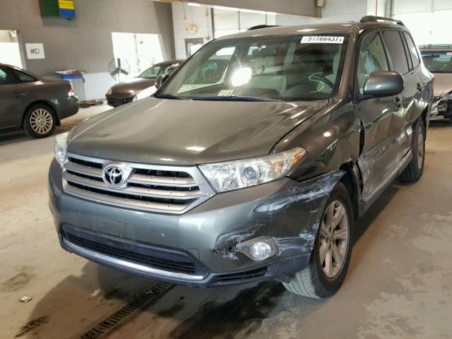 5TDBK3EHXBS080541 - 2011 TOYOTA HIGHLANDER GREEN photo 2