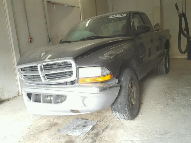 1B7GG42X22S500647 - 2002 DODGE DAKOTA SLT GRAY photo 2