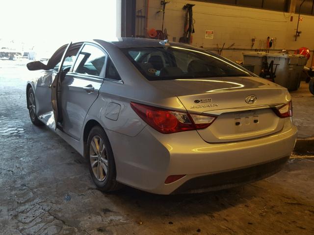 5NPEB4AC0EH922293 - 2014 HYUNDAI SONATA GLS SILVER photo 3