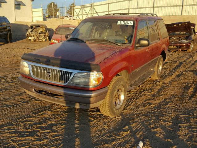 4M2DU55P1VUJ32753 - 1997 MERCURY MOUNTAINEE RED photo 2