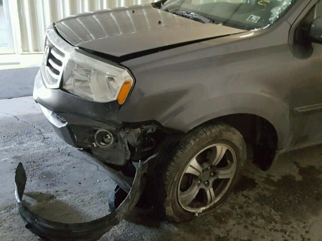 5FNYF4H39FB067956 - 2015 HONDA PILOT SE CHARCOAL photo 9