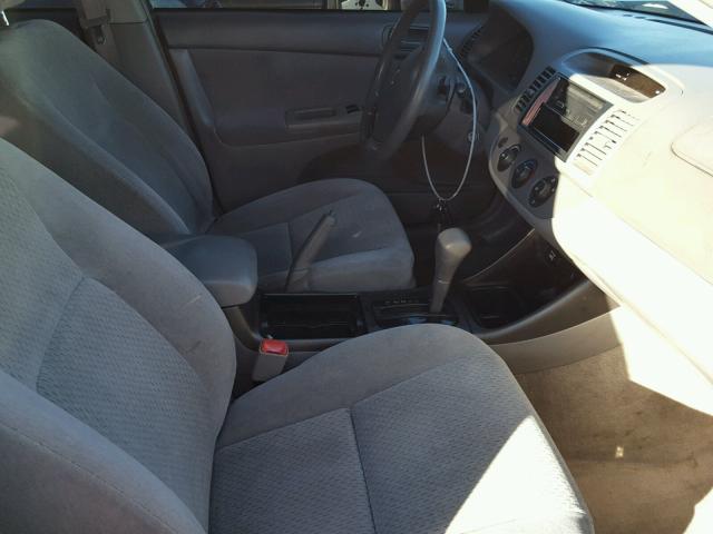 4T1BE32KX4U362339 - 2004 TOYOTA CAMRY LE თეთრი ფოტო 5