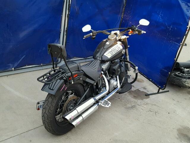 1HD1JRV28CB052726 - 2012 HARLEY-DAVIDSON FLS SOFTAI 黑色 照片 4