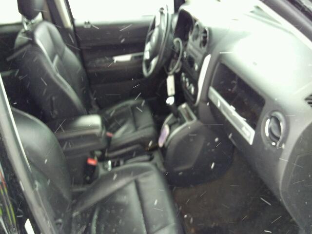 1C4NJDAB2GD737455 - 2016 JEEP COMPASS SP BLACK photo 5