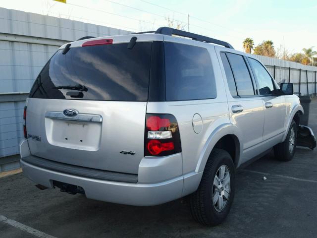 1FMEU7DE1AUB07573 - 2010 FORD EXPLORER X SILVER photo 4