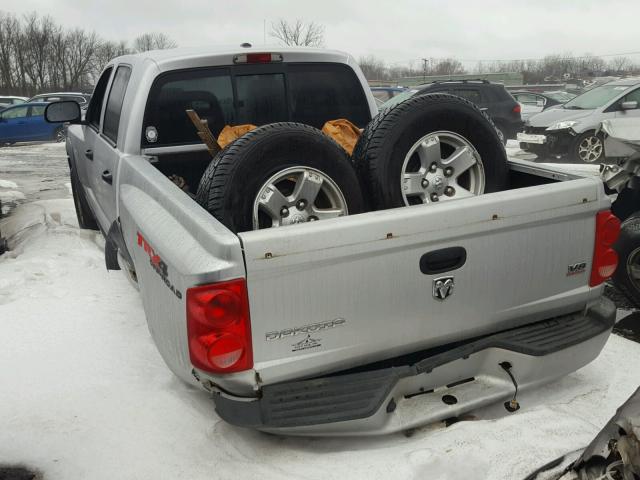 1D7HW78N28S550185 - 2008 DODGE DAKOTA TRX SILVER photo 3