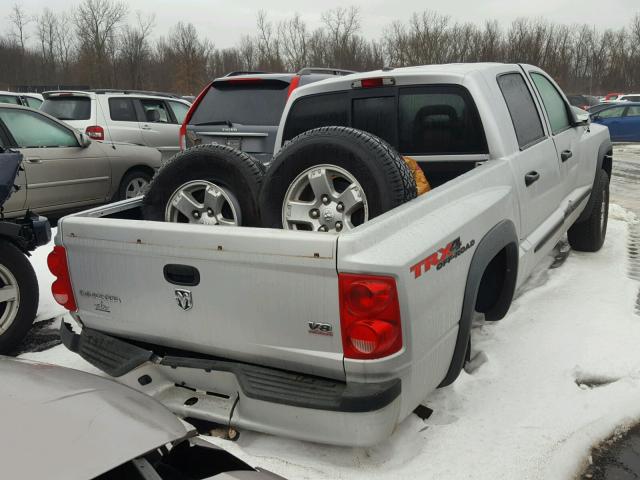 1D7HW78N28S550185 - 2008 DODGE DAKOTA TRX SILVER photo 4