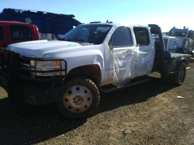 1GCJK33698F147281 - 2008 CHEVROLET SILVERADO WHITE photo 2