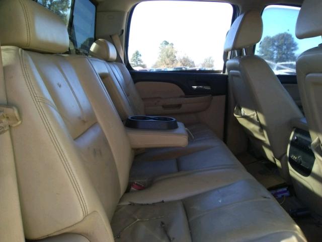 1GCJK33698F147281 - 2008 CHEVROLET SILVERADO WHITE photo 6