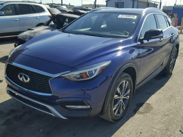 SJKCH5CR6HA031589 - 2017 INFINITI QX30 BASE BLUE photo 2