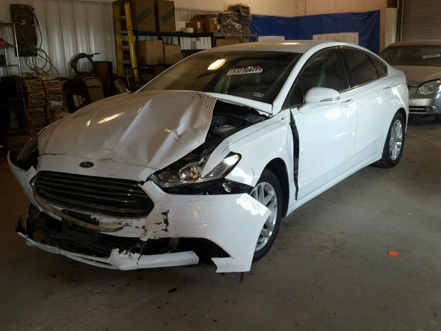 3FA6P0HR0DR370563 - 2013 FORD FUSION SE WHITE photo 2