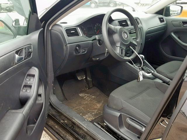 3VW2K7AJXEM397818 - 2014 VOLKSWAGEN JETTA BASE BLACK photo 9