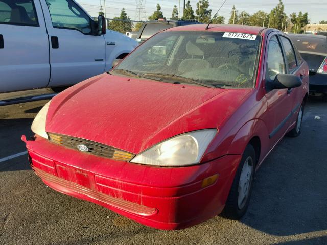 1FAFP33P11W151028 - 2001 FORD FOCUS LX RED photo 2