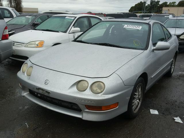 JH4DC4452YS006354 - 2000 ACURA INTEGRA LS SILVER photo 2