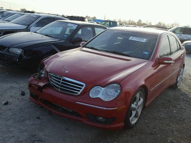 WDBRF52H16F747584 - 2006 MERCEDES-BENZ C GENERATI RED photo 2