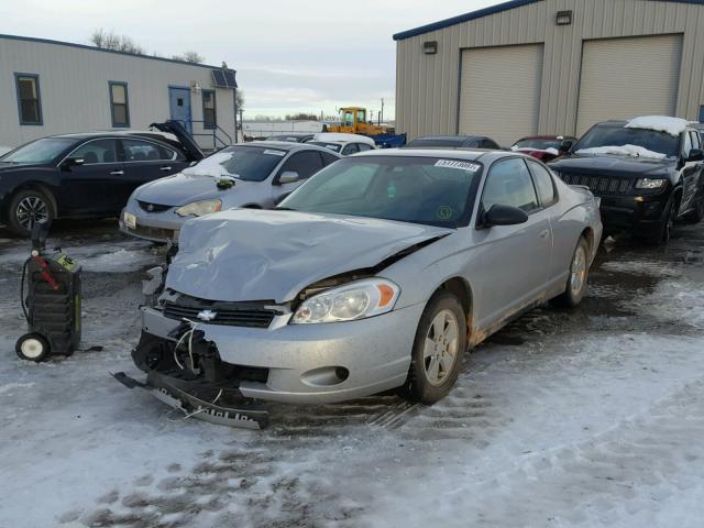 2G1WJ15N679295552 - 2007 CHEVROLET MONTE CARL SILVER photo 2