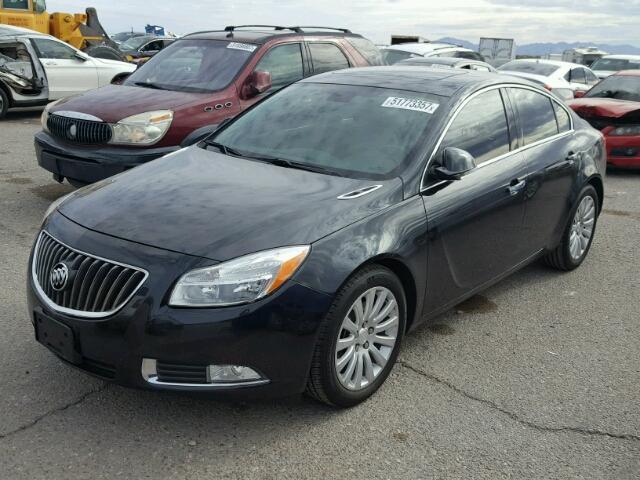 2G4GS5EV7C9135153 - 2012 BUICK REGAL PREM BLACK photo 2