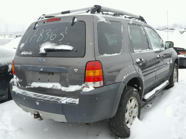 1FMYU93195KB77539 - 2005 FORD ESCAPE XLT GRAY photo 4