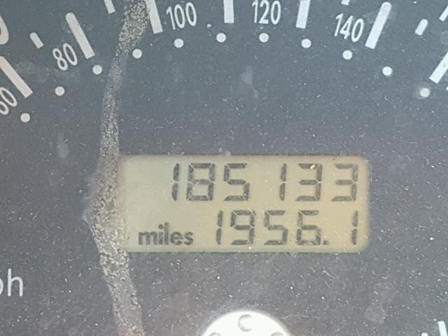 3VWBC21C4YM501709 - 2000 VOLKSWAGEN NEW BEETLE 银色 照片 8