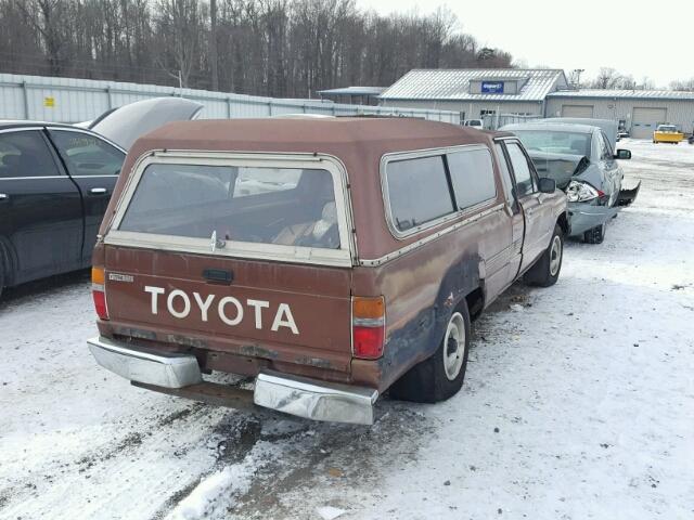 JT4RN70D2G0016800 - 1986 TOYOTA PICKUP XTR BROWN photo 4