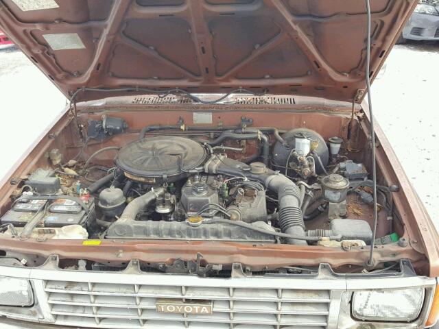 JT4RN70D2G0016800 - 1986 TOYOTA PICKUP XTR BROWN photo 7