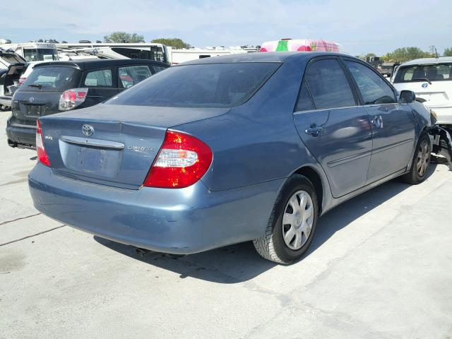 4T1BE32K93U715653 - 2003 TOYOTA CAMRY LE BLUE photo 4