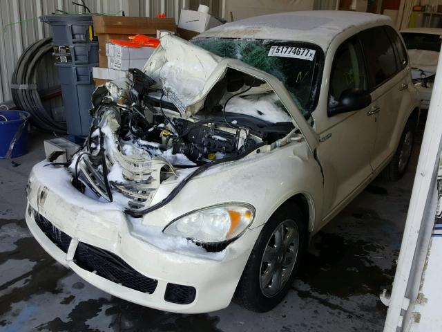 3A4FY58B66T252363 - 2006 CHRYSLER PT CRUISER WHITE photo 2