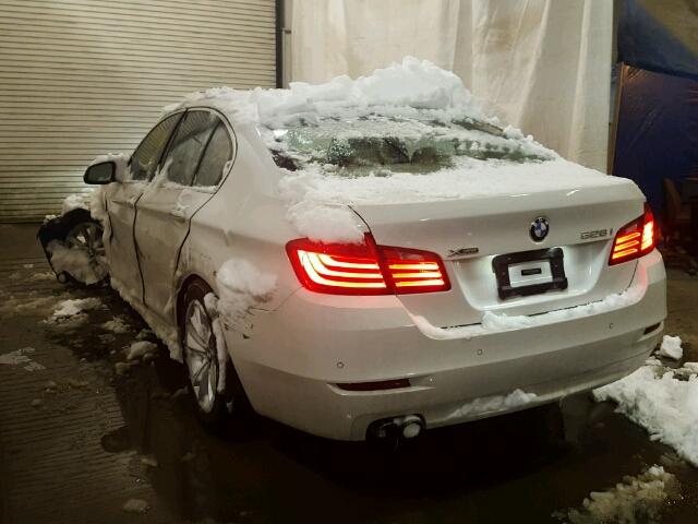 WBA5A7C55ED613022 - 2014 BMW 528 XI WHITE photo 3