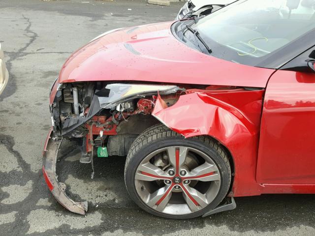 KMHTC6AD4DU095018 - 2013 HYUNDAI VELOSTER B RED photo 9