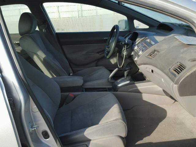 2HGFA16558H325672 - 2008 HONDA CIVIC LX SILVER photo 5